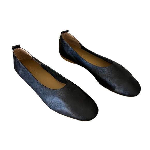 Everlane Shoes - Everlane The Day Glove ballet flat black leather minimalist classic sz 8